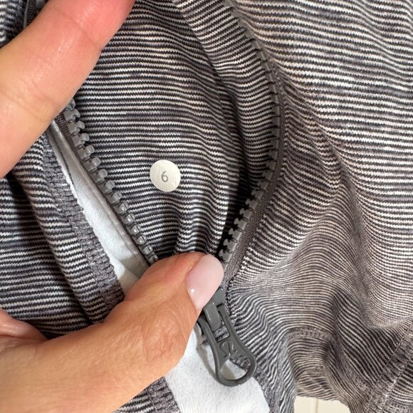 Lululemon Define Jacket Gray White Stretch Zip Pockets Full Zip Pullover… - Picture 5 of 5